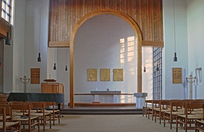 Dokkedal Kirke indefra